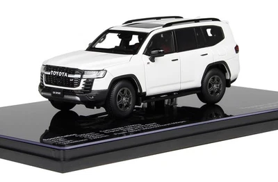 LCD Models 1:43 TOYOTA LAND CRUISER 300-GR SPORT WHITE - LCD43011-WH - Immagine 1 di 4