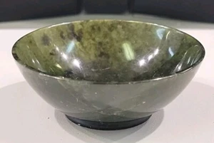 Small Green Spinich Jade Bowl Austria 2 5/8" In Diameter - Picture 1 of 7