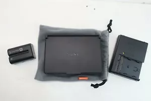 Sony CLM-V55 HDMI On-Camera 5" LCD Monitor mit Original Akku & Ladegerät - Bild 1 von 10
