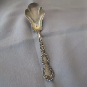 Cuchara Gorham de plata esterlina con cáscara de azúcar de Estrasburgo con mono 5 1/2" 19,7 g V404 - Imagen 1 de 8