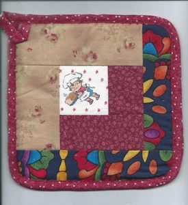 LOVE Valentines Day GIFT Campbell Kid HOTPAD POTHOLDER Chef holds Bread handmade - Picture 1 of 2