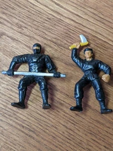 2 Vintage Ninja Samurai Mattel 2.5" Action Figure M.I. Toys 1986 Bow Staff - Picture 1 of 7
