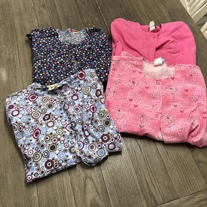 Lot of 4 Women’s Scrubs Jackets. Size Small. Floral, Shapes, Hearts - Picture 1 of 18