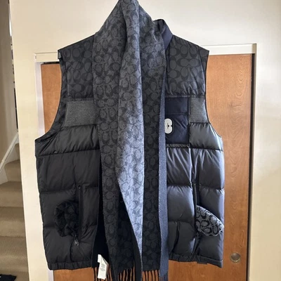 Coach Signature Down Vest Charcoal Black Puffer Men’s Size XL - Image 1 of 4