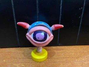 MONSTER RANCHER TRAVELLER PINK EYE SUEZO MINI FIGURE PLAYMATES 1999 - Foto 1 di 2