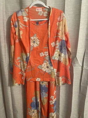 VTG GILEAD 3 PIECE LOUNGE SET PAJAMAS 60’s ORANGE WITH FLORALS SILKY NYLON SMALL - Image 1 of 4