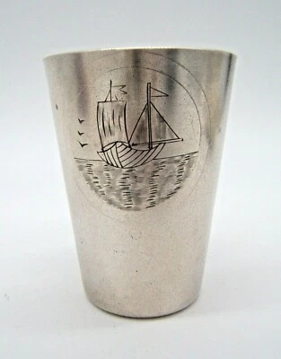 TAZA VODKA PLATA RUSA MARCADA DECORADA CON ENVÍO  Foto 1 de 4