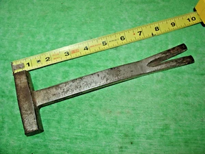 VINTAGE HARRY L HUSSMANN 9" CRATE HAMMER MULTI-TOOL ST. LOUIS, USA - Picture 1 of 6
