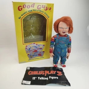"Muñeco de juguete parlante Chucky Child's Play Good Guys con accesorios en caja de 12"" - FUNCIONA" - Imagen 1 de 16
