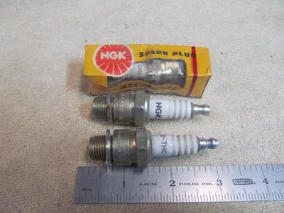(3) NEW NGK SPARK PLUGS PART NUMBER B-7HC, MADE IN JAPAN. - Image 1 of 4