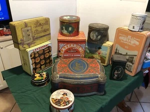 Lotto scatole di latta vintage - Foto 1 di 24