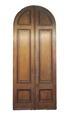 Pair of Arched Entry Double Doors 137 x 53.5 - Image 1 of 4