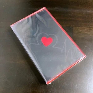 펑키한 CADET Heart Beats Vaporwave Future Funk Cassette Tape Business Casual 2024 - Picture 1 of 5