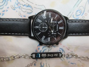 Gent's Black Wristwatch with black faux leather strap, includes a bracelet too - Picture 1 of 2
