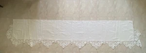 Altar tablecloth finely carved by the nuns with grapes - Picture 1 of 12