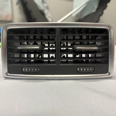 2007-2015 Audi Q7 Rear Center Console AC Vent 4L0-819-203 OEM - Image 1 of 4