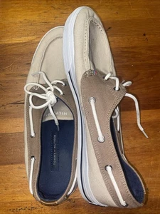 Tommy Hilfiger Size 10 M Style TMPHILO-R - Canvas Shoes Preppy - Picture 1 of 5