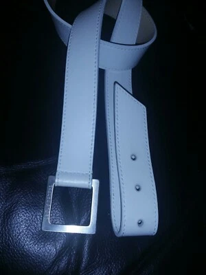 Cinturón de piel Escada Sport blanco, talla 38, buen estado Foto 1 de 4