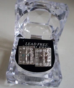 Herrenmode Silber-Finish mit Glitzer Kreuz/Jesus elegant/lässig Ohrring & Box - Bild 1 von 4