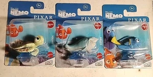 Lote de 3 Buscando a Nemo de Disney Pixar. Micro Colección SQUIRT, BRUCE & DORY. Nuevo en paquete - Imagen 1 de 17