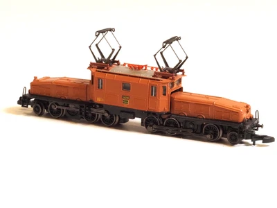 5 pole Marklin Z-scale Swiss Locomotive SBB Ce 6/8  Crocodile,  Excellent runner - Image 1 of 4