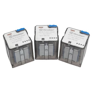 Lot of 3 Finder 62.32.9.024.0040 Ice Cube Relay, DPDT, 16A 250VAC, 24VDC Coil - Picture 1 of 11