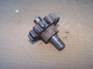 AMERICAN AUSTIN 1932-34 TRANSMISSION REVERSE IDLER - Picture 1 of 3