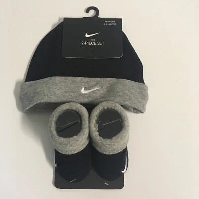 Nike Baby Booties & Cap Gift, 0-6 Months Multi Color, Boys Girls Infant Hat L33 - Image 1 of 4