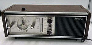 Vintage Soundesign Clock AM/FM Radio Model 3434 Tested Works - Picture 1 of 12