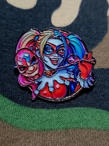 DC Comics 3D Harley Quinn Enamel Lapel Lanyard Backpack Hat Pin Metal Badge - Picture 1 of 3