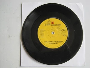 FRANK SINATRA - THEME FROM NEW YORK, NEW YORK - 7" 45 rpm vinyl record - Picture 1 of 1