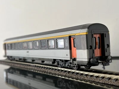 ROCO - VOITURE CORAIL 1ère CLASSE - A10 TU - SNCF - H0 - TOP ! (GD-3871) - Photo 1/4