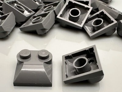 Slope 2x2 With Curved End 47457 From Grumpy Jabba's Sail Barge 75020, 29 Pieces - Image 1 of 4