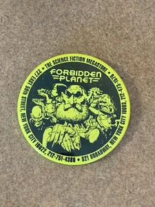 VINTAGE FORBIDDEN PLANET COMIC BOOK SCIENCE FICTION STORE PIN BUTTON 2.25” NYC - Picture 1 of 2