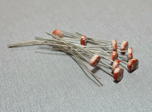 10Pcs Light Dependant Resistor (LDR) GL5528 Photoresistor - Picture 1 of 3