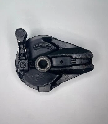 Brazo de cubo placa de freno de rueda trasera OEM Honda XR350R XR 350R 1983 1984 1985 Foto 1 de 3