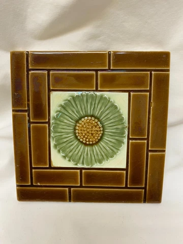 Antique Art Nouveau Majolica 6 x 6 Tile from England Cover