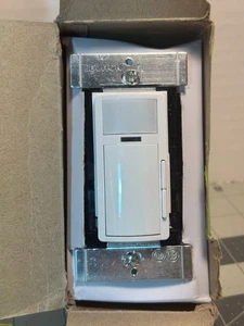 Leviton ODD24-IDW white Commercial Grade 24V Dimming Occupancy Sensor,  White - Picture 1 of 4