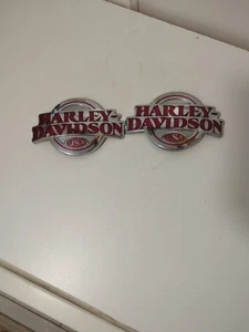Harley Davidson USA Tank Badge - Picture 1 of 6