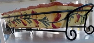 Cazuela pintada a mano International Silver Company con soporte de hierro negro - Imagen 1 de 24