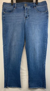 Style & Co. Denim Capri Jeans - Womens Size 16 - Blue - Cropped - Raw Hem (4126) - Picture 1 of 18