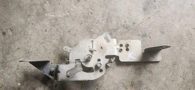 OEM Kohler SV730 THROTTLE SPEED CONTROL BRACKET - Image 1 of 2