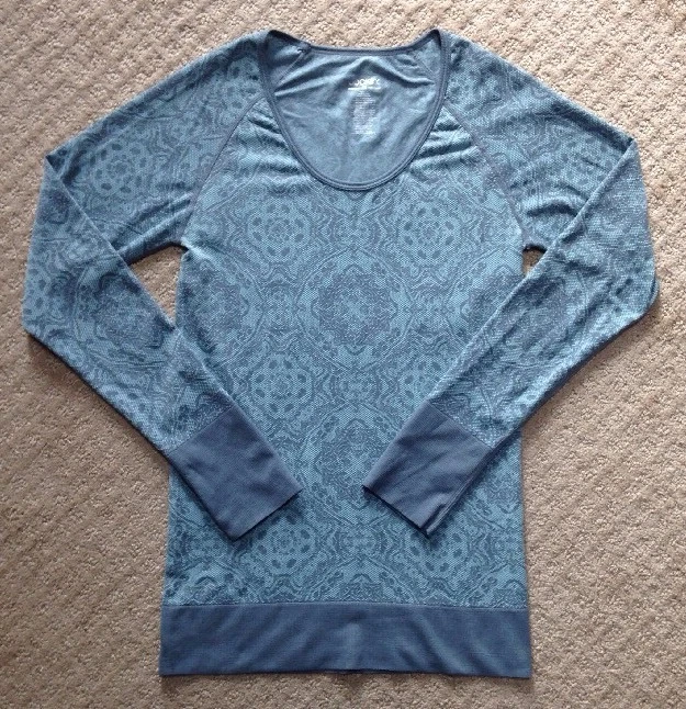 Camiseta deportiva de manga larga sin costuras de jacquard de jockey para mujer talla M usada en excelente estado Foto 1 de 2