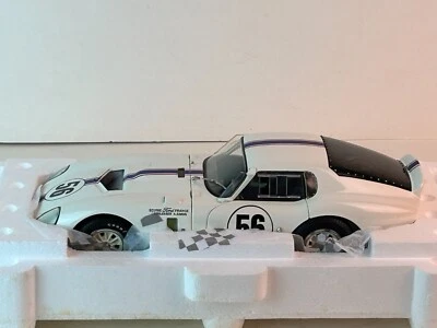 Escala 1:18 Exoto 1965 Shelby Cobra Daytona #56 Nurburgring com caixa original - Imagem 1 de 4