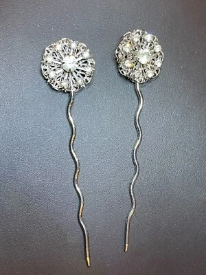 Vintage silver tone hair pins with rinestones - set of 2 - imaculate condition - Image 1 of 4