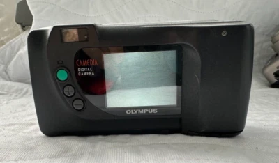 Olympus Camedia C-840L 1,3-MP Digitalkamera Silber Gebraucht - Bild 1 von 4