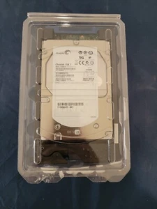 SEAGATE Cheetah 15K.7 ST3300657FC 300 GB 15000 RPM HDD w/ Tray - NEW - Picture 1 of 3