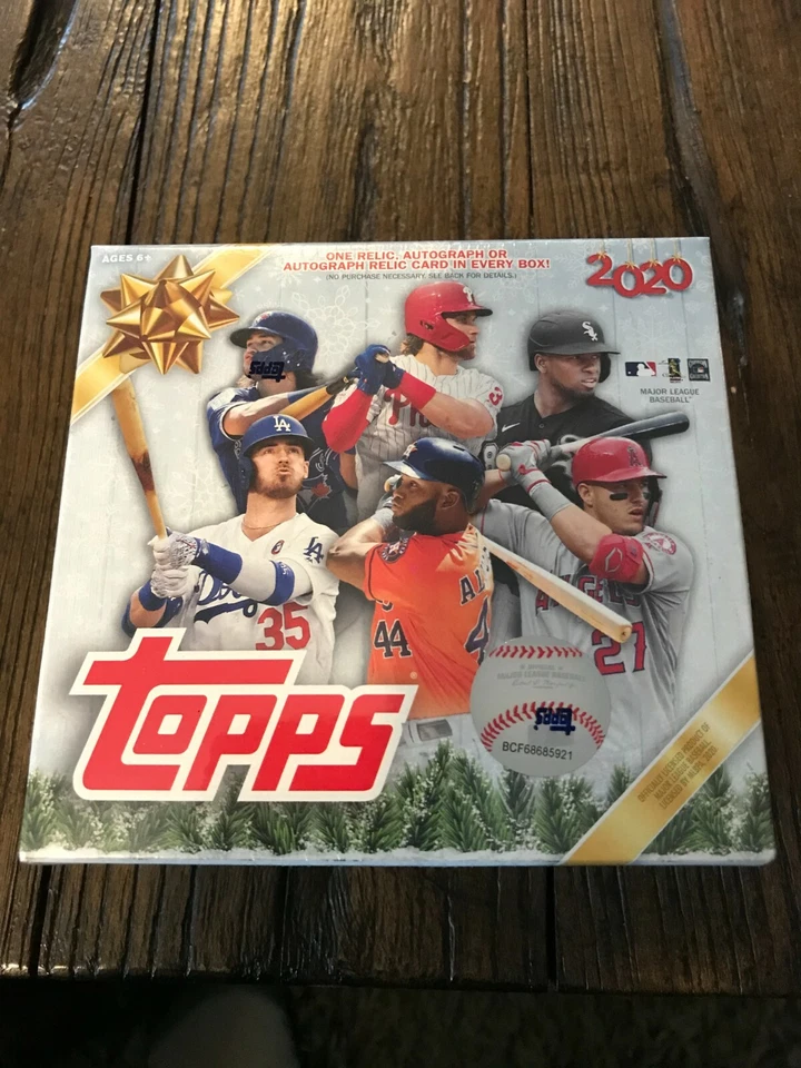 ⚾️ 2020 Topps Holiday Mega Box Sealed MLB Baseball Walmart Exclusive - Image 1 of 1