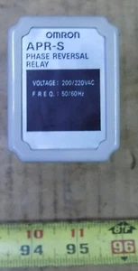 OMRON APR-S phase reversal relay 200/220 VAC with socket - Picture 1 of 5