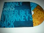 Monkey Sons - Wasser vom Rücken eines Affen - 6 Spuren
